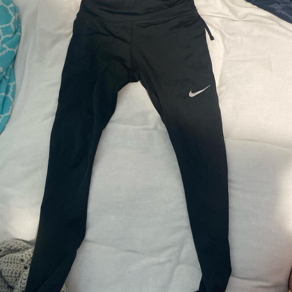 nike black leggings xs